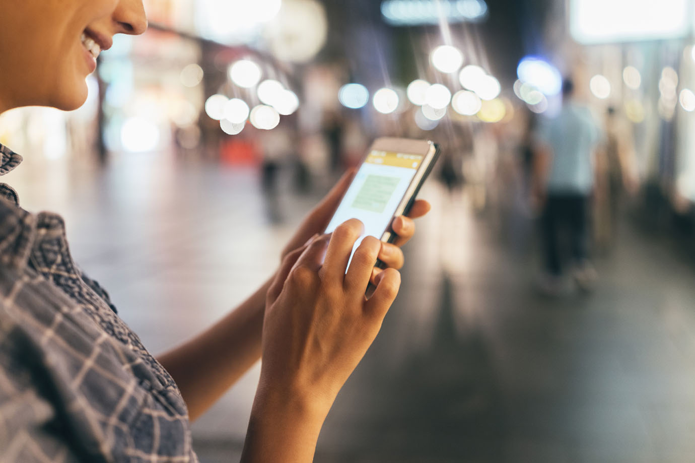 Image: Comprar y vender por móvil: 6 puntos de atención